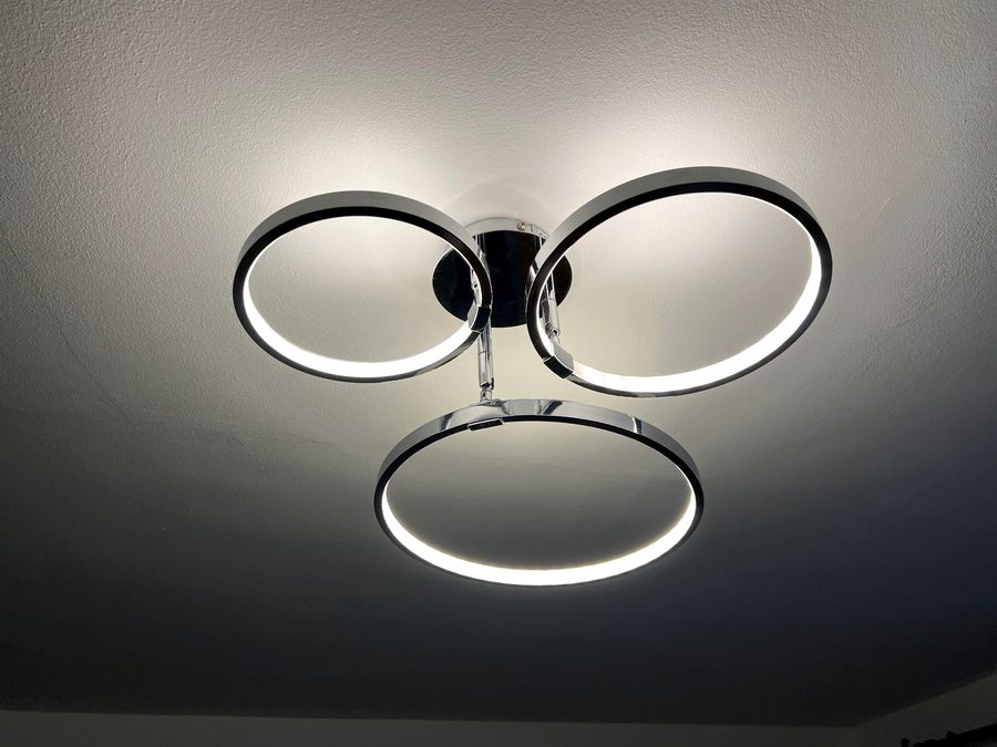 Ring ceiling light